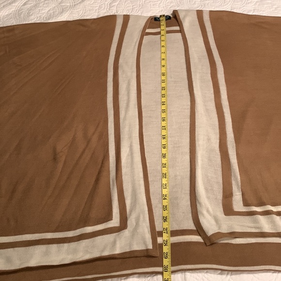 Lauren Ralph Lauren Jetsetter Cape Camel/Ivory One Size Wrap - Picture 6 of 7